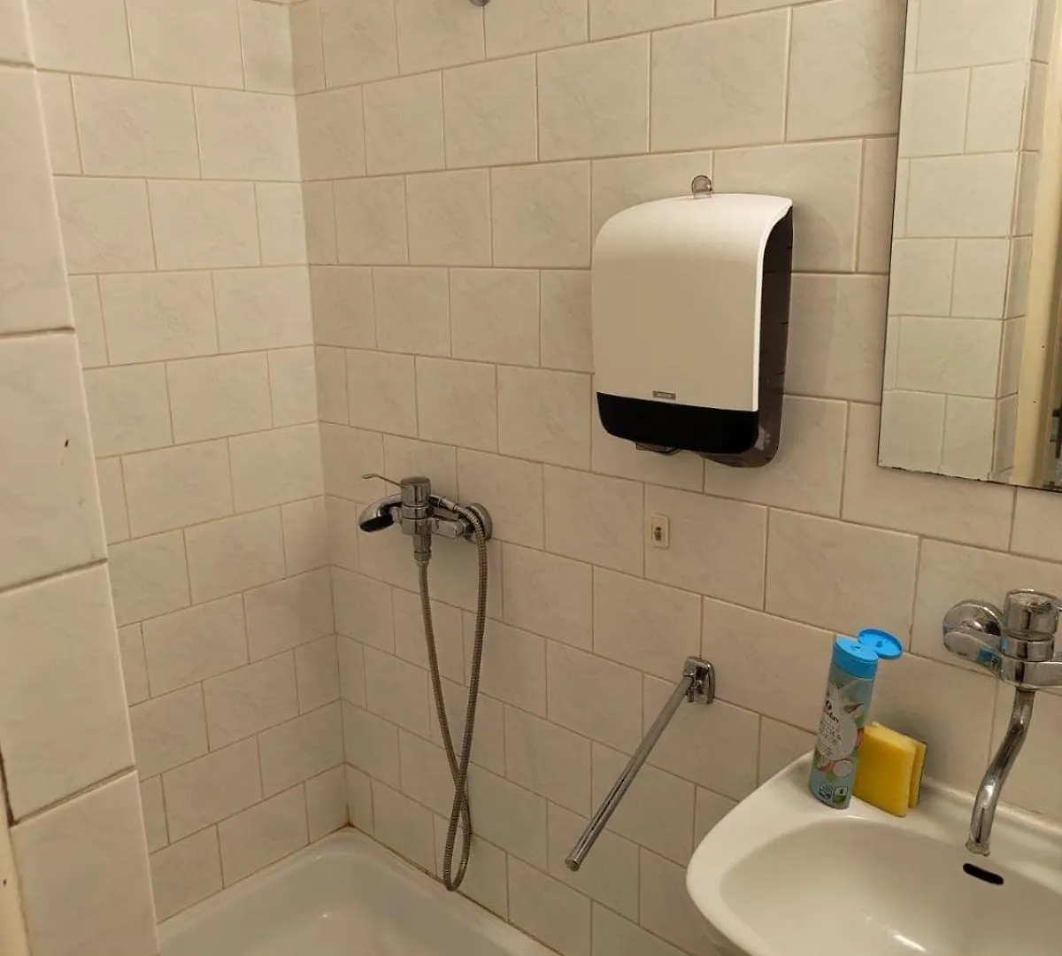 Comfy 2rooms Flat 4 persons & Parking Praga 0*,